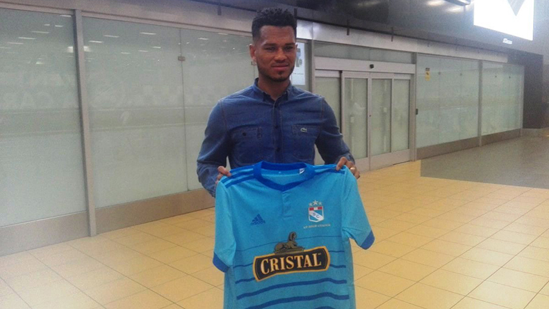Rolando Blackburn llegó a Lima para incorporarse a Sporting Cristal
