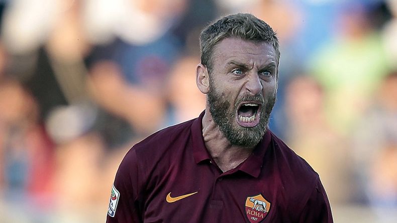 De Rossi quiere golpear a jugadores que abusen de Instagram