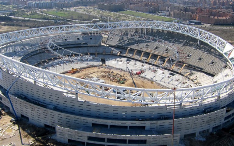 Tres estadios quieren la final de Europa League